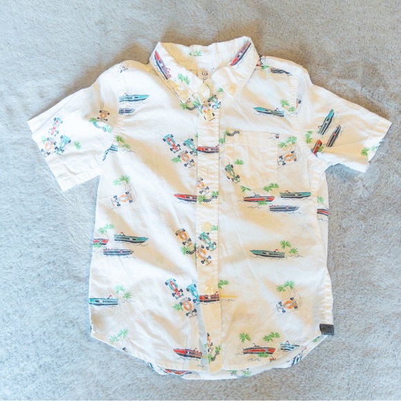 GAP Toddler Boys Button Up Shirt Race Car Yacht Monaco Style Size 3 Years - Picture 2 of 9